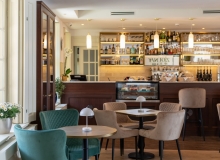 Piano péntek a Zsolnay Kávézóban