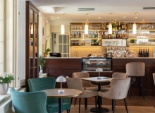 Piano péntek a Zsolnay Kávézóban