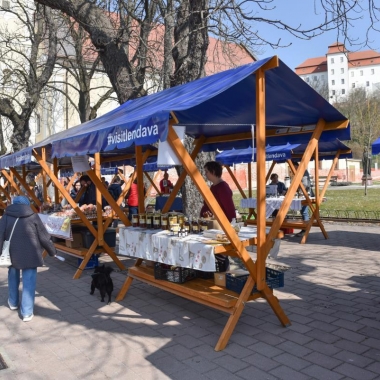 Domača tržnica Lendava