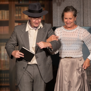 Hedry Mária: Árnyéksors Budapest